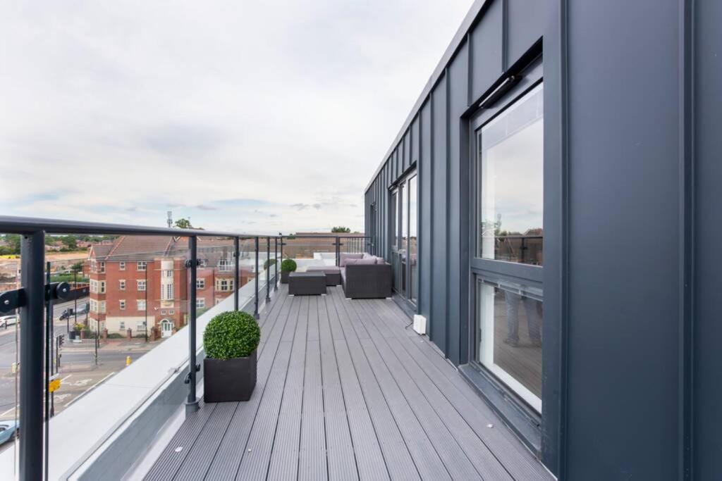 2 Bedroom Penthouse - Large Balcony - Minster View York Exteriér fotografie
